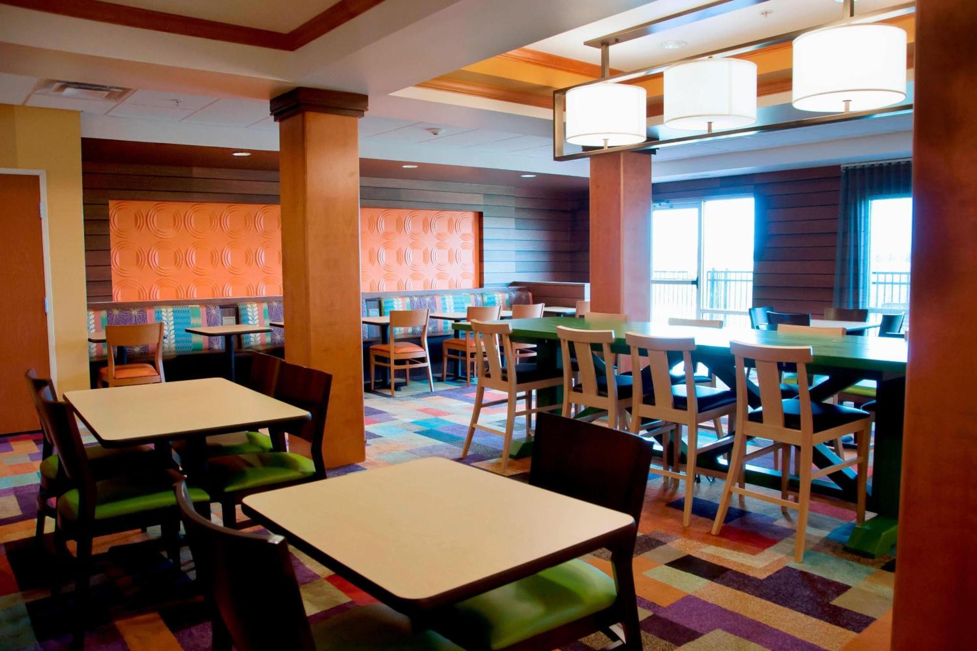 Fairfield Inn & Suites Ames Exterior photo