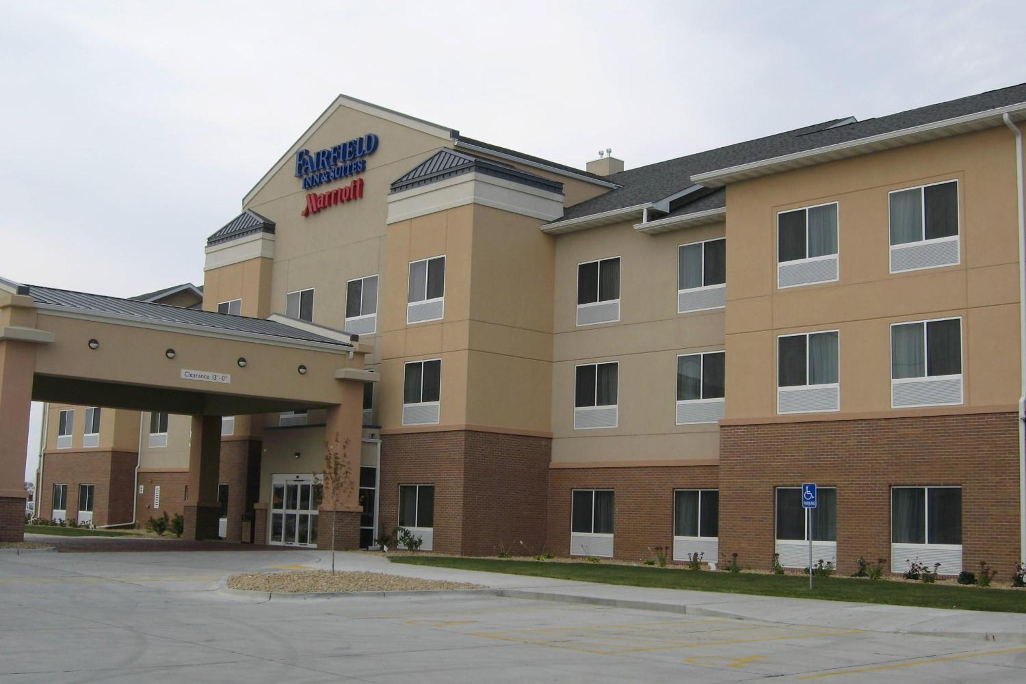 Fairfield Inn & Suites Ames Exterior photo